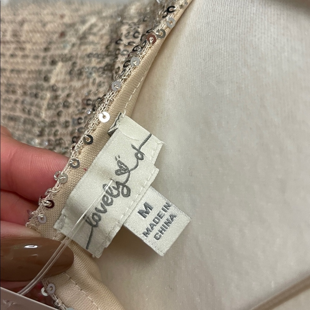 NWT Boutique Elegant Sequin Evening Gown - Picture 6 of 9